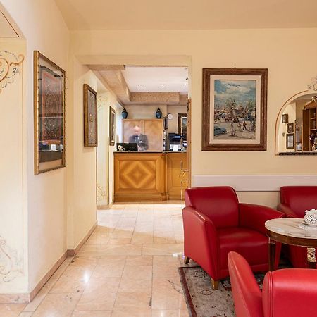 Boutique Hotel Dieci Милан Экстерьер фото