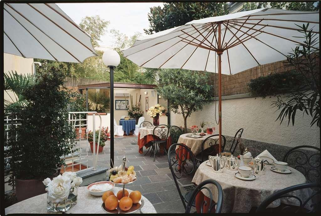 Boutique Hotel Dieci Милан Удобства фото