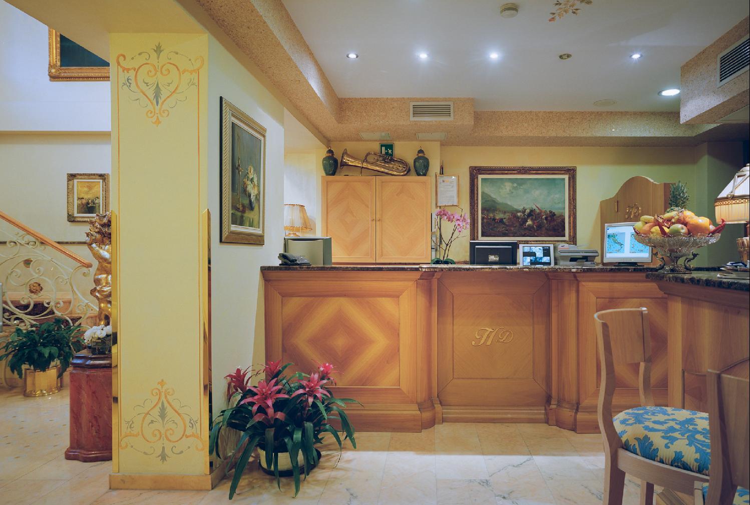 Boutique Hotel Dieci Милан Экстерьер фото