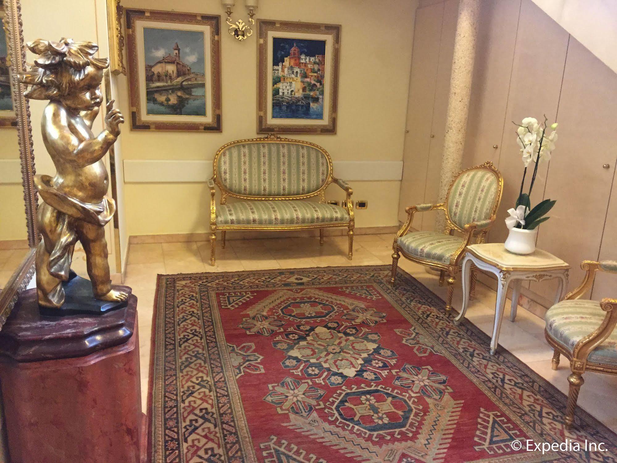 Boutique Hotel Dieci Милан Экстерьер фото